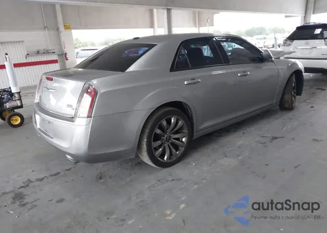 2014 Chrysler 300 300S из США, поврежденный, VIN 2C3CCABG4EH343499